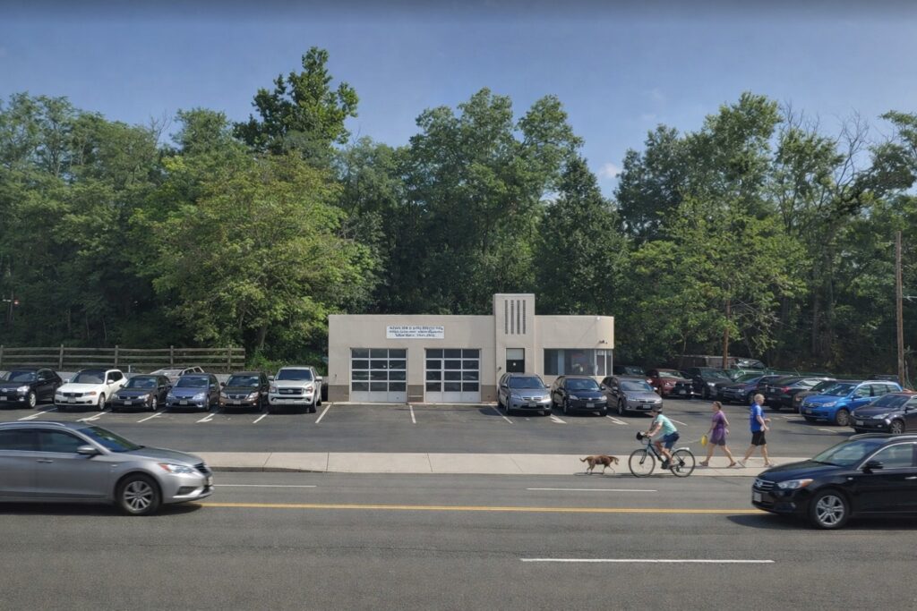 Prime Route 59 Retail Site – Ideal for QSR or National Franchise Conversion